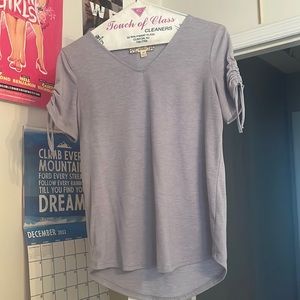 XS pink republic tee!